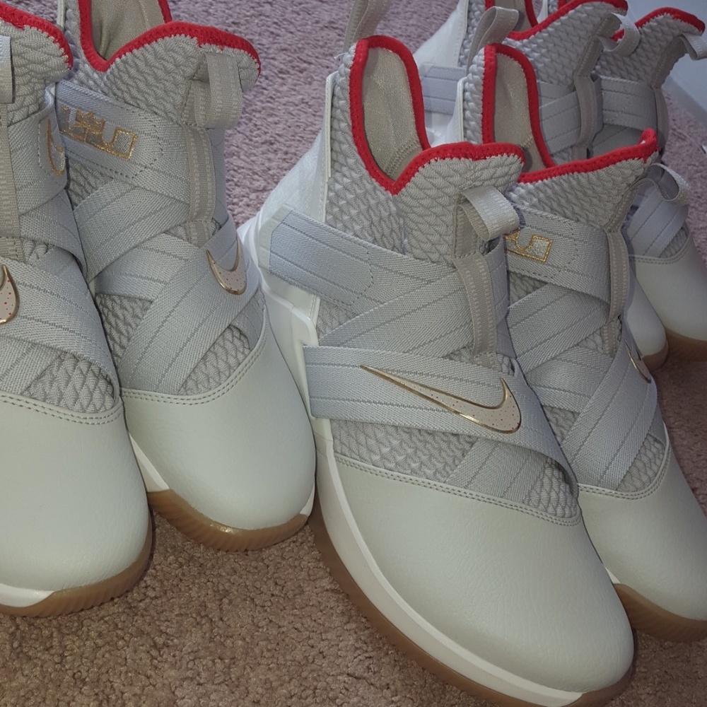 ☆New☆ Nike LeBron Soldier 12 Light Bone - Picture 4 of 8